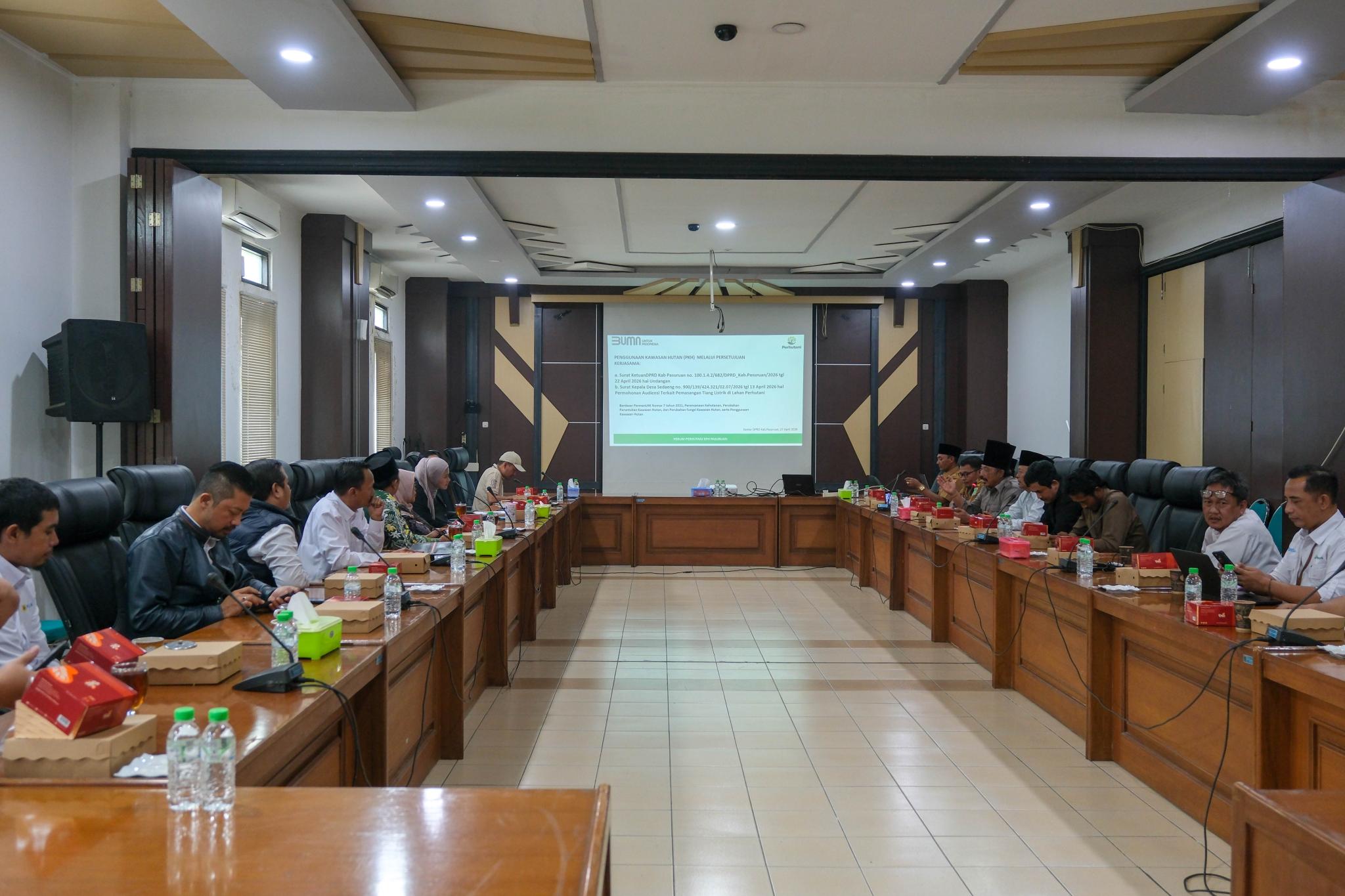 Komisi II DPRD Kabupaten Pasuruan Terima Audiensi Warga Desa Sedaeng